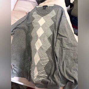 Men light sweater size XL slim